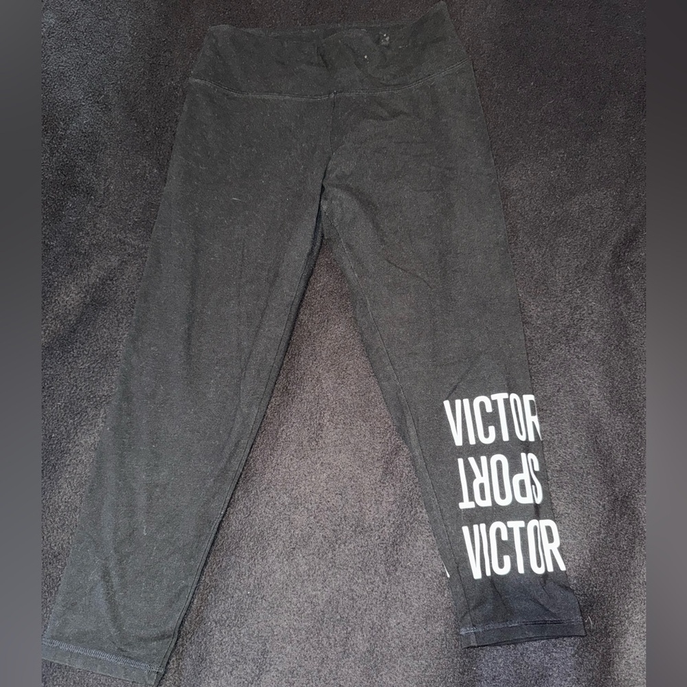 Victoria’s Secret Sport Capris